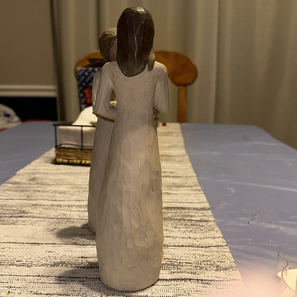 Willow Tree Love - Picture 3 of 4